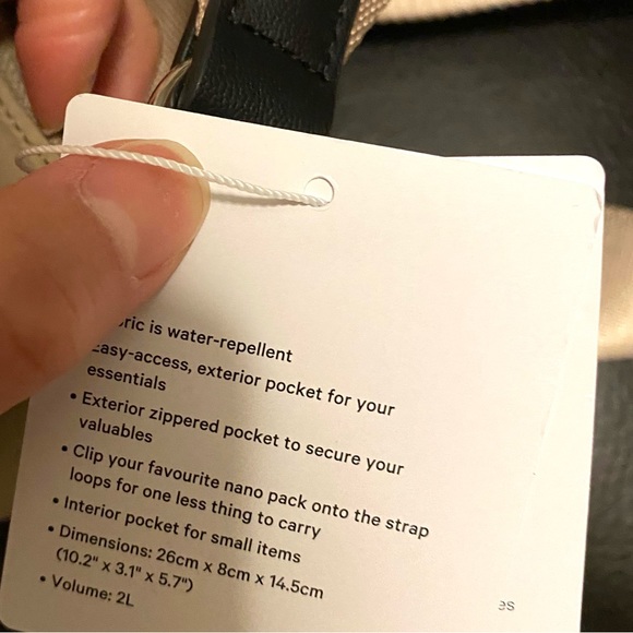 Lululemon Crossbody with Nano Pouch 2L Trench New with Tags 3-in-1 - Picture 13 of 16